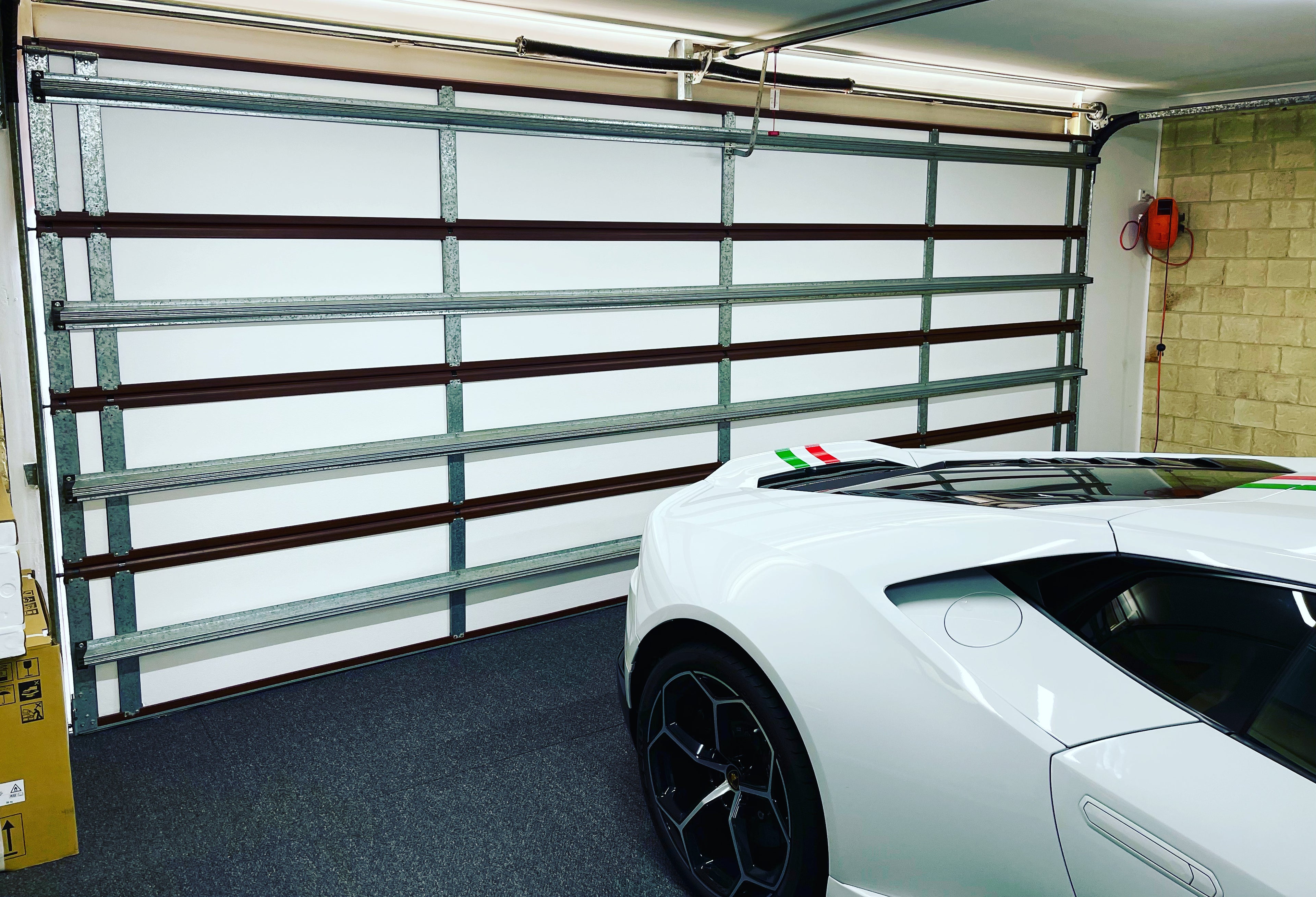 16 White EPS Heavy Duty Panels